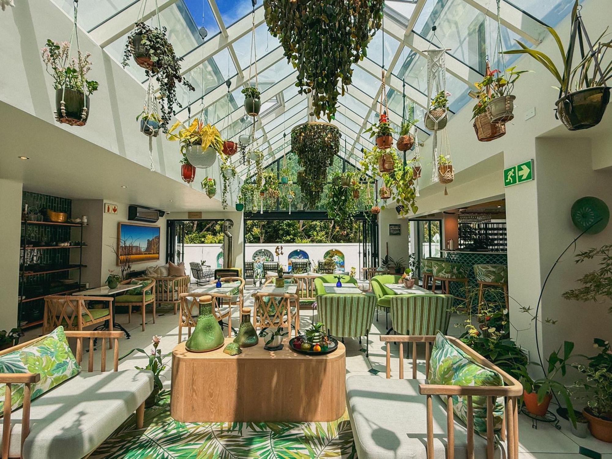 Le Petit Manoir Boutique Hotel 弗朗斯胡克 外观 照片